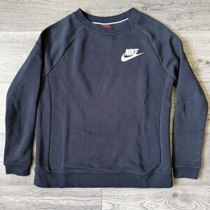 Nike Women’s Sportswear Essential Fleece Crewneck Sweatshirt Black - Size Medium